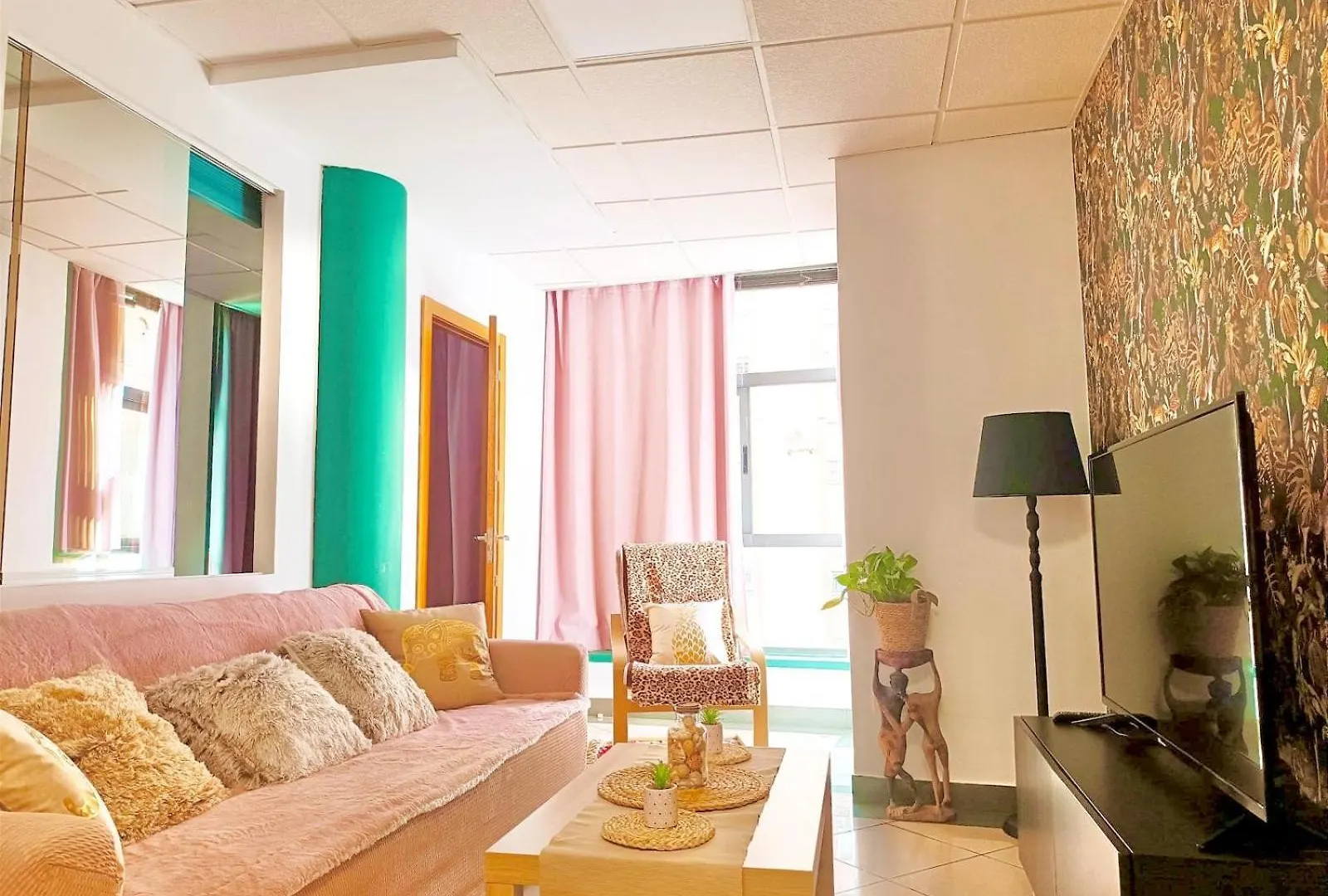 Apartment Apartamento El Bambu Cerca Del Mar Malaga Spain