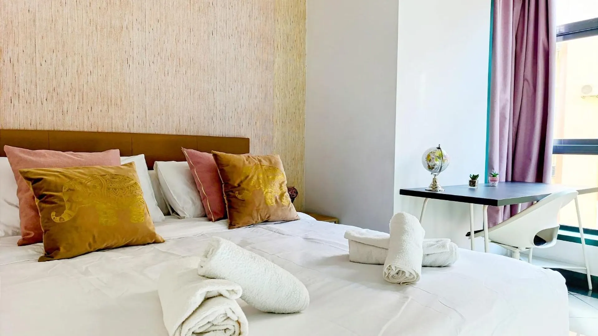 Apartment Apartamento El Bambu Cerca Del Mar Malaga